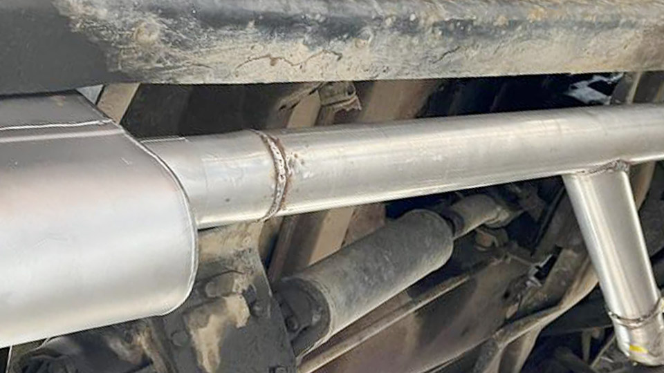 How-to-Expand-Exhaust-Pipe-Without-Tool.jpg