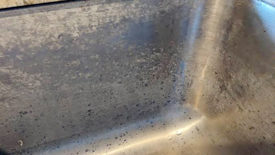 How to Remove Calcium Deposits from Stainless Steel