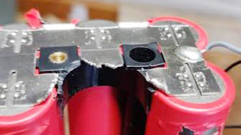 How to Remove Spot Welds from Battery