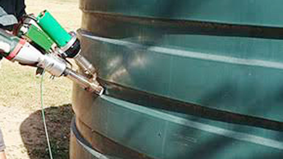 How to Repair Plastic Water Tank Leakage
