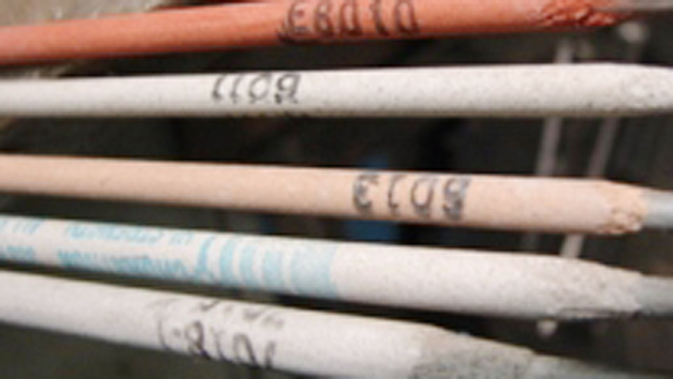 Difference Between 6011 and 7018 Welding Rods