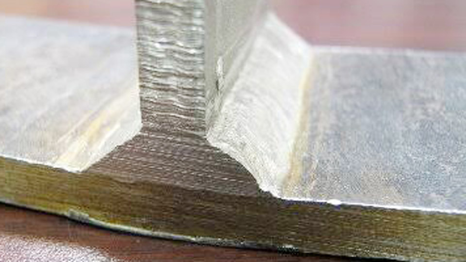 What Is a Full Penetration Weld? Strength & Control 1 What Is a Full Penetration Weld? Strength & Control
