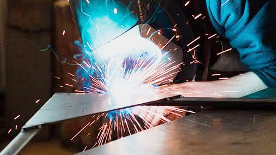 What are the Advantages and Disadvantages of Welding?