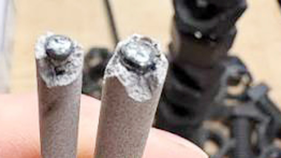 Why My Welding Rod Keeps Sticking: Causes and Fixes 1 Why My Welding Rod Keeps Sticking