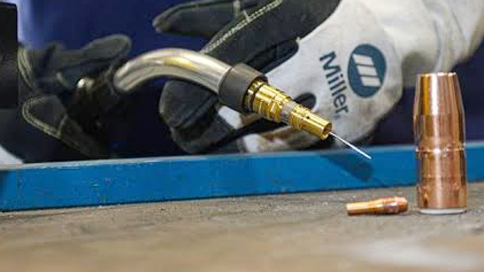 How to Hold a MIG Welding Gun for Better Control? 1 How to Hold a MIG Welding Gun