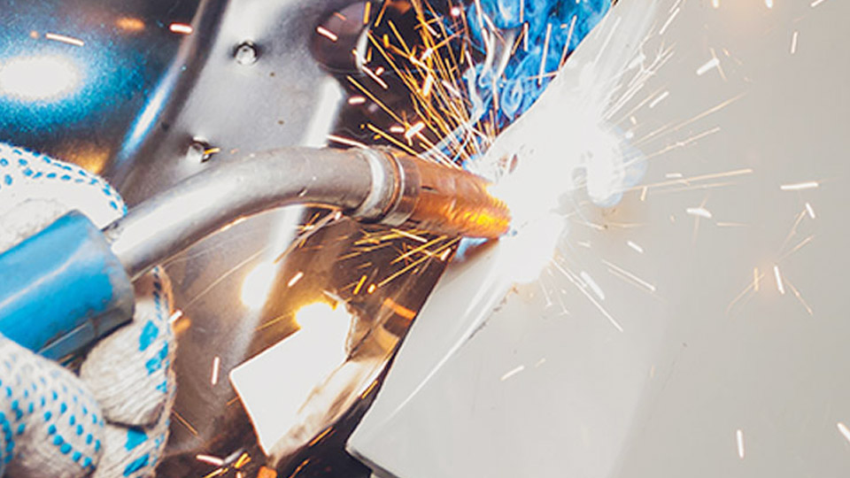 5 Essential Auto Body Repair Welding Techniques