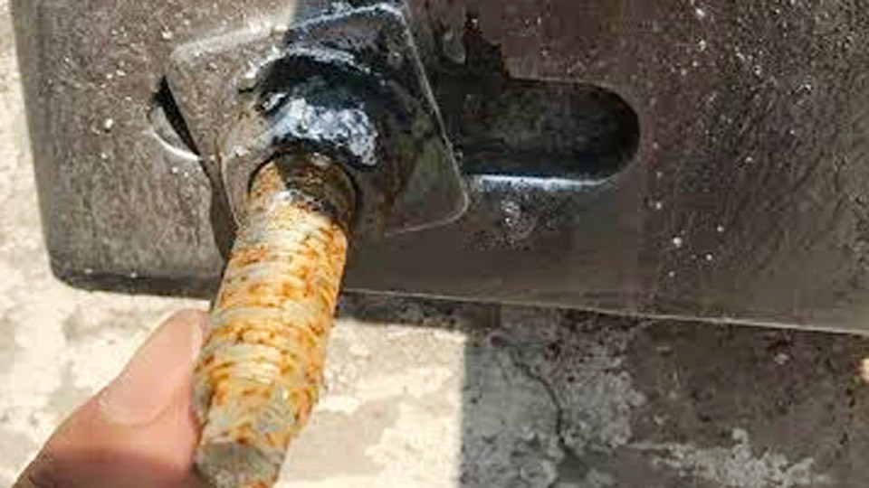 Do Stainless Steel Screws Rust? Causes & Prevention