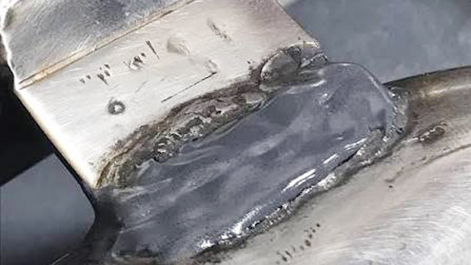 How-to-Get-Rid-of-JB-Weld-Smell-Safely-and-Effectively.jpg