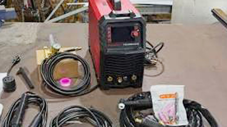 How to Make a Plasma Cutter from an Arc Welder Safely 1 How to Make a Plasma Cutter from an Arc Welder Safely